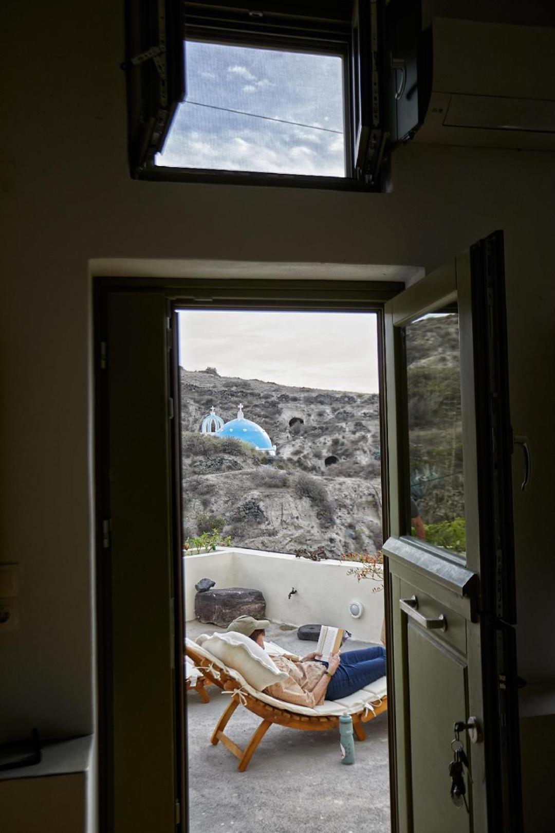 Villa Agrilia Secluded Cave House Thirasia Exterior foto
