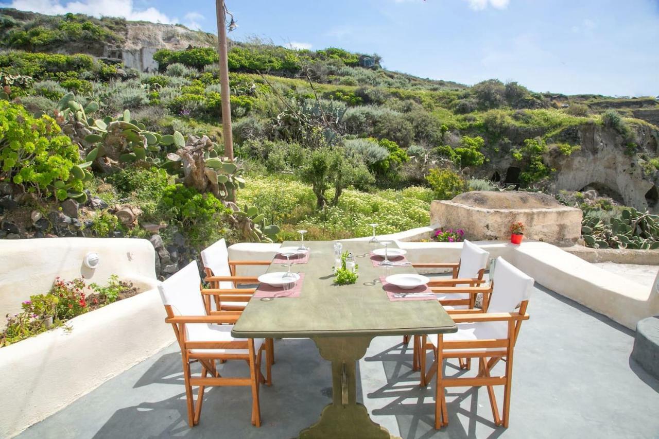 Villa Agrilia Secluded Cave House Thirasia Exterior foto