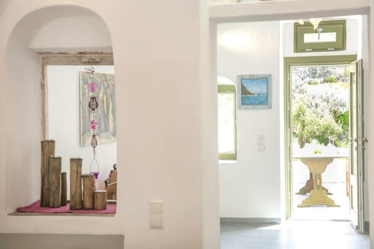 Villa Agrilia Secluded Cave House Thirasia Exterior foto