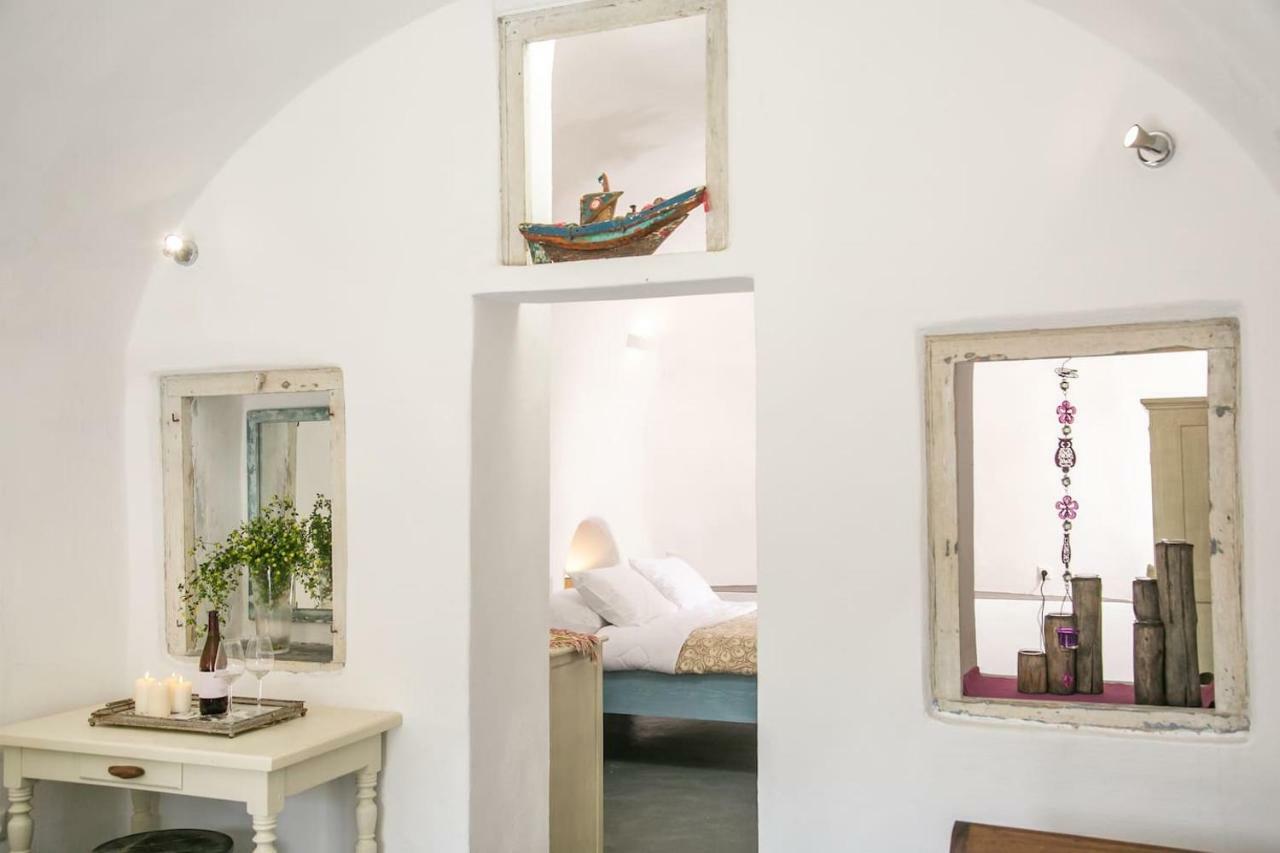 Villa Agrilia Secluded Cave House Thirasia Exterior foto